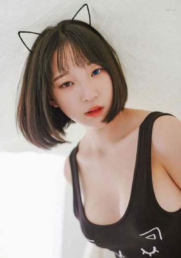 动漫人物扒开腿狂视频