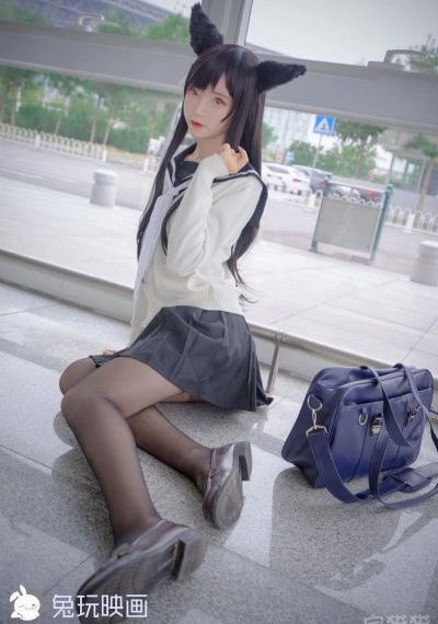 爱矢峰子