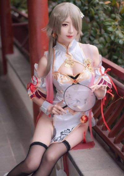 蓝色吸引力