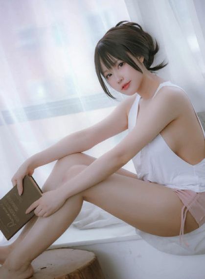 女大学沙龙