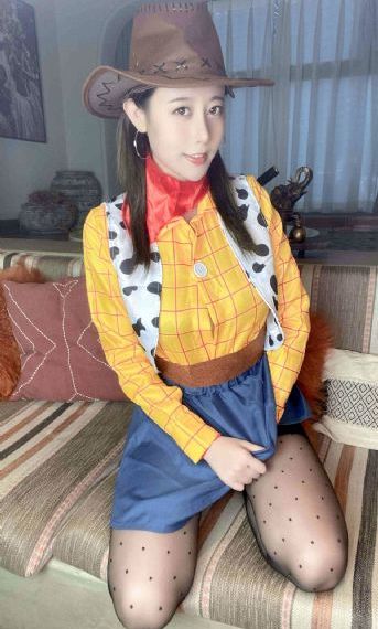 女教师自己扒开荫道口任你看