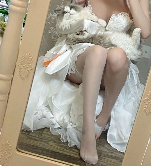 女人自摸视频