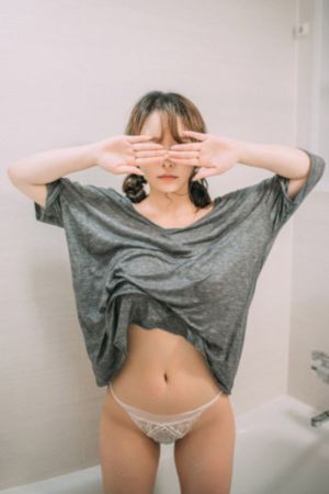 美丽的小蜜桃4