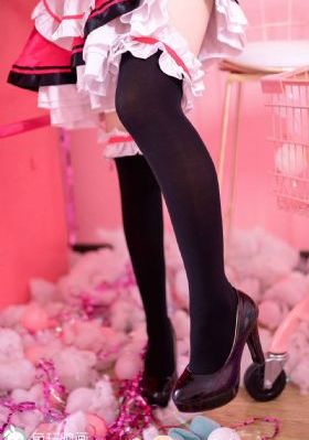 白丝美女免费网站