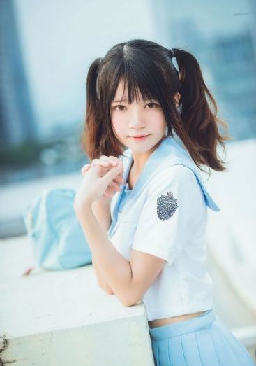 女大学生的沙龙室5