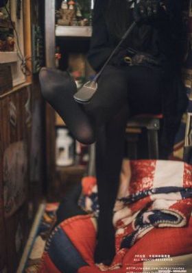 年轻丰满的继母3免费