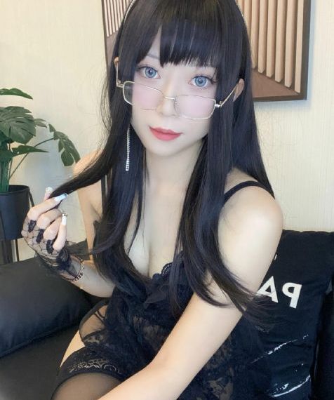 《女教师》未删减